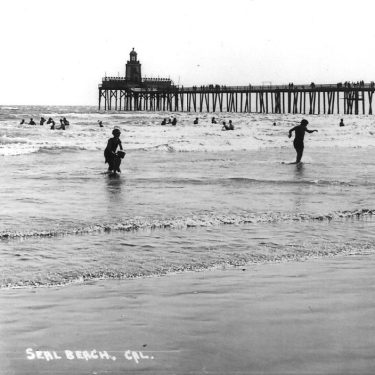 1920c-Beach-and-Pier-Scintillators-1